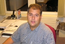 (2003-09) Une nuit parmi d'autres au bureau